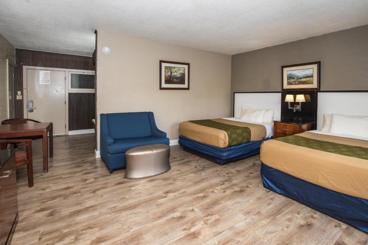 Chalet Inn